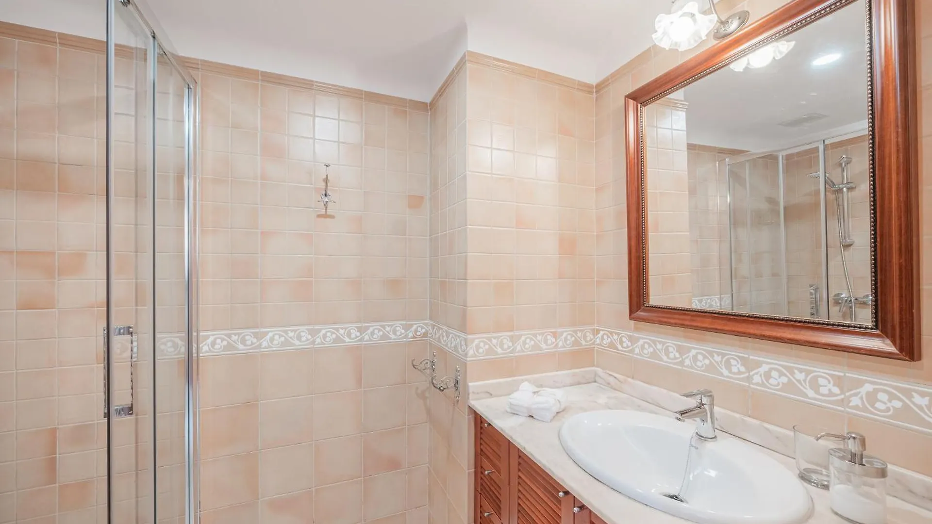 Ca Na Luisa-Residential Area Villa Palma Nova  Holiday home