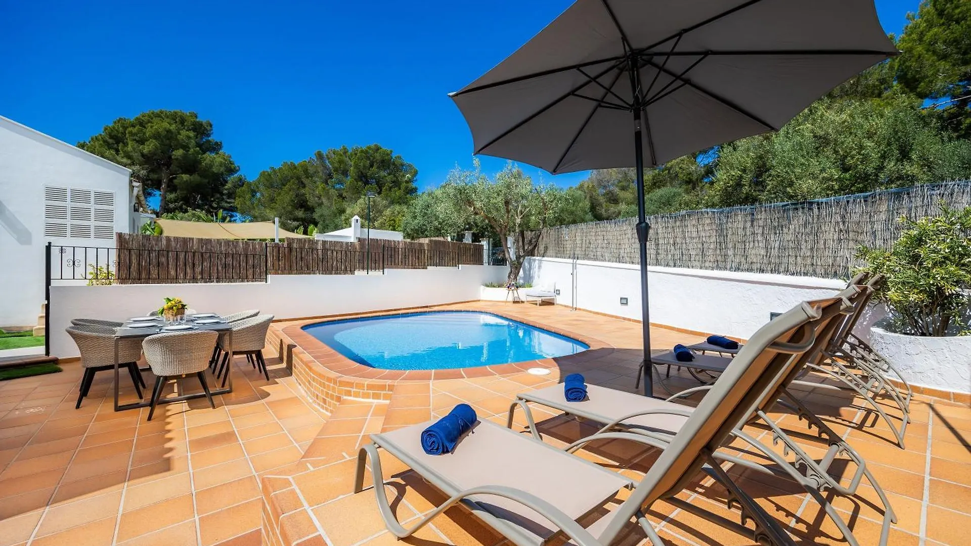 Ca Na Luisa-Residential Area Villa Palma Nova  Holiday home Palma Nova (Mallorca)
