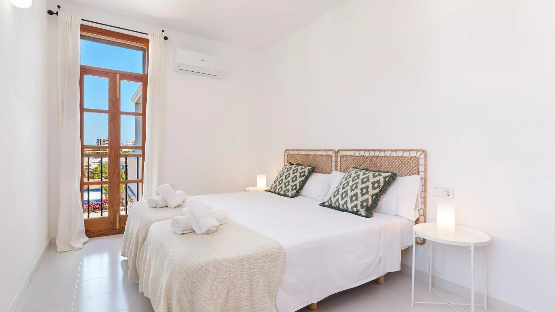 Ca Na Luisa-Residential Area Villa Palma Nova  0*, Palma Nova (Mallorca)